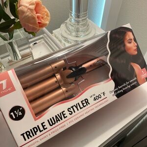 Hair tool waver / crimper